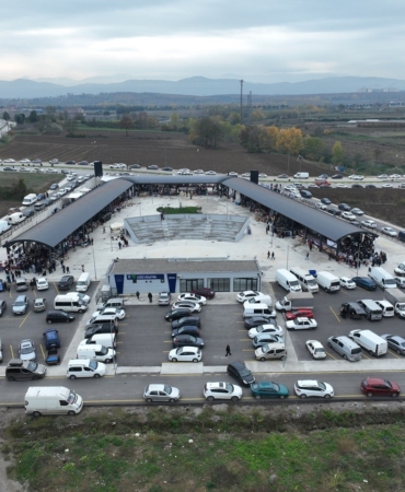 Yenikent bölgesine Giyim ve Kumaş Pazarı açıldı