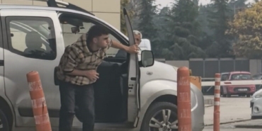 Zımpara makinesine kolunu kaptıran işçi yaralandı