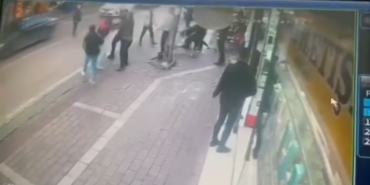 Alacak-verecek kavgasında yumruklar havada uçuştu