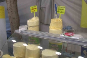 Ataşehir’de indirim çadırına yoğun ilgi