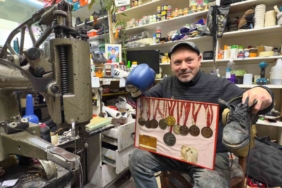 Babasını dövmek için boks öğrendi