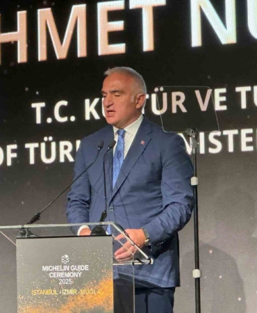 Bakan Ersoy: "Türkiye, 2024 yılının ilk 9 ayında 49,2 milyon ziyaretçiyi ağırladı ve 46,9 milyar dolar turizm geliri elde etti”