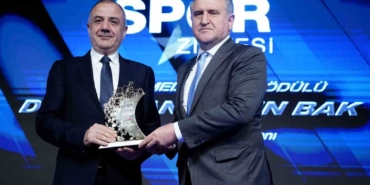 Bakan Osman Aşkın Bak: "2026 FIFA Dünya Kupası’na gidip, güzel işler yapmak istiyoruz"