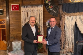 Balıkesir’de okulda ağlatan veda