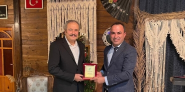 Balıkesir’de okulda ağlatan veda