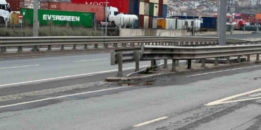 Bariyer otomobile ok gibi saplandı: 1 ölü, 2 yaralı