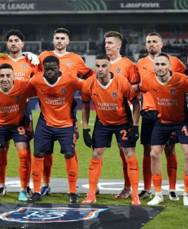 Başakşehir, play-off için sahada