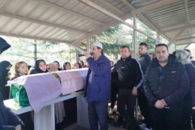 Başından silahla vurulmuş halde bulunan genç kız son yolculuğuna uğurlandı