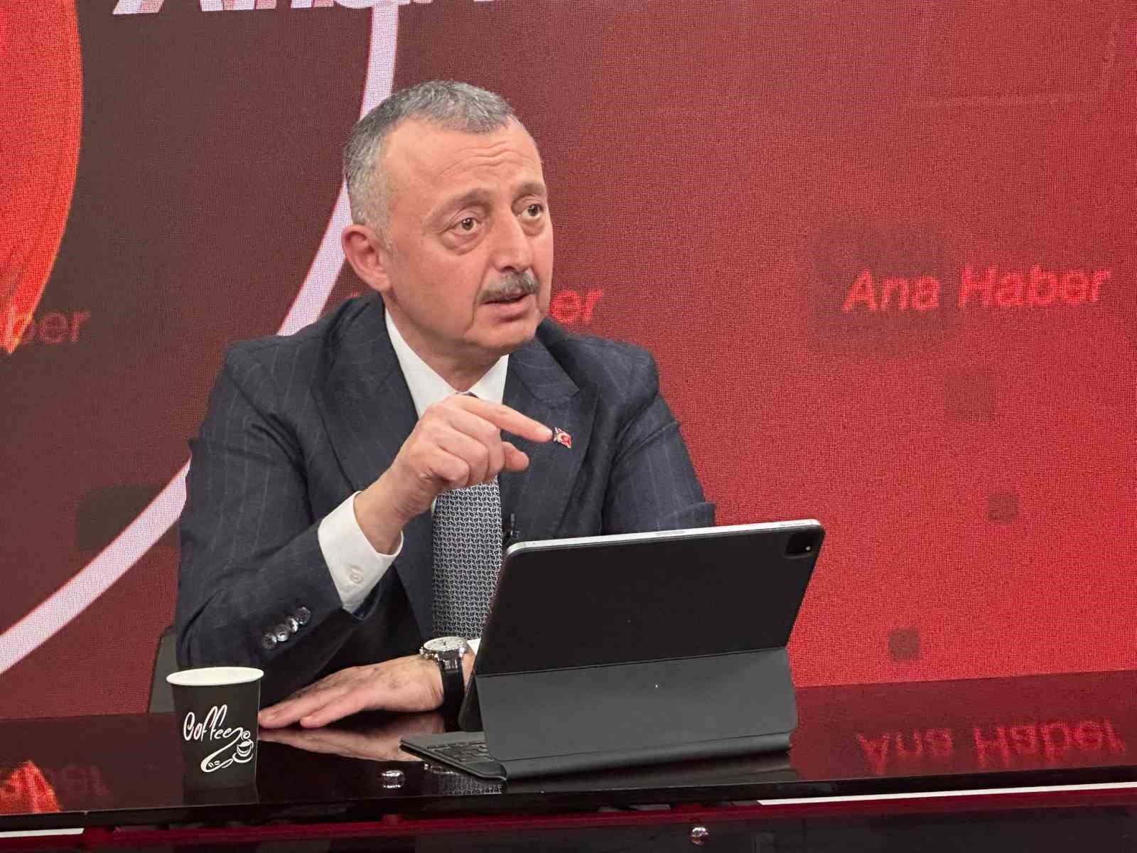 Başkan Büyükakın: "Bir kuruş SGK, vergi ve piyasa borcumuz yok"