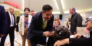 Başkan Özel: "Asıl engel bireylerde değil, kentlerde"