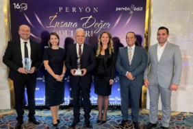 Batı Anadolu Şirketler Topluluğu’na PERYÖN’den ödül