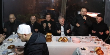 Bereket Sofrası Mevlana Camiinde kuruldu