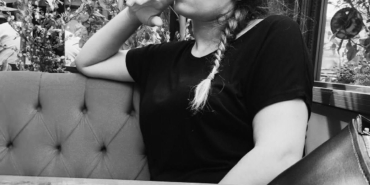 Beşiktaş’ta feci ölüm kamerada: İETT otobüsü yolda yürüyen kadına çarptı