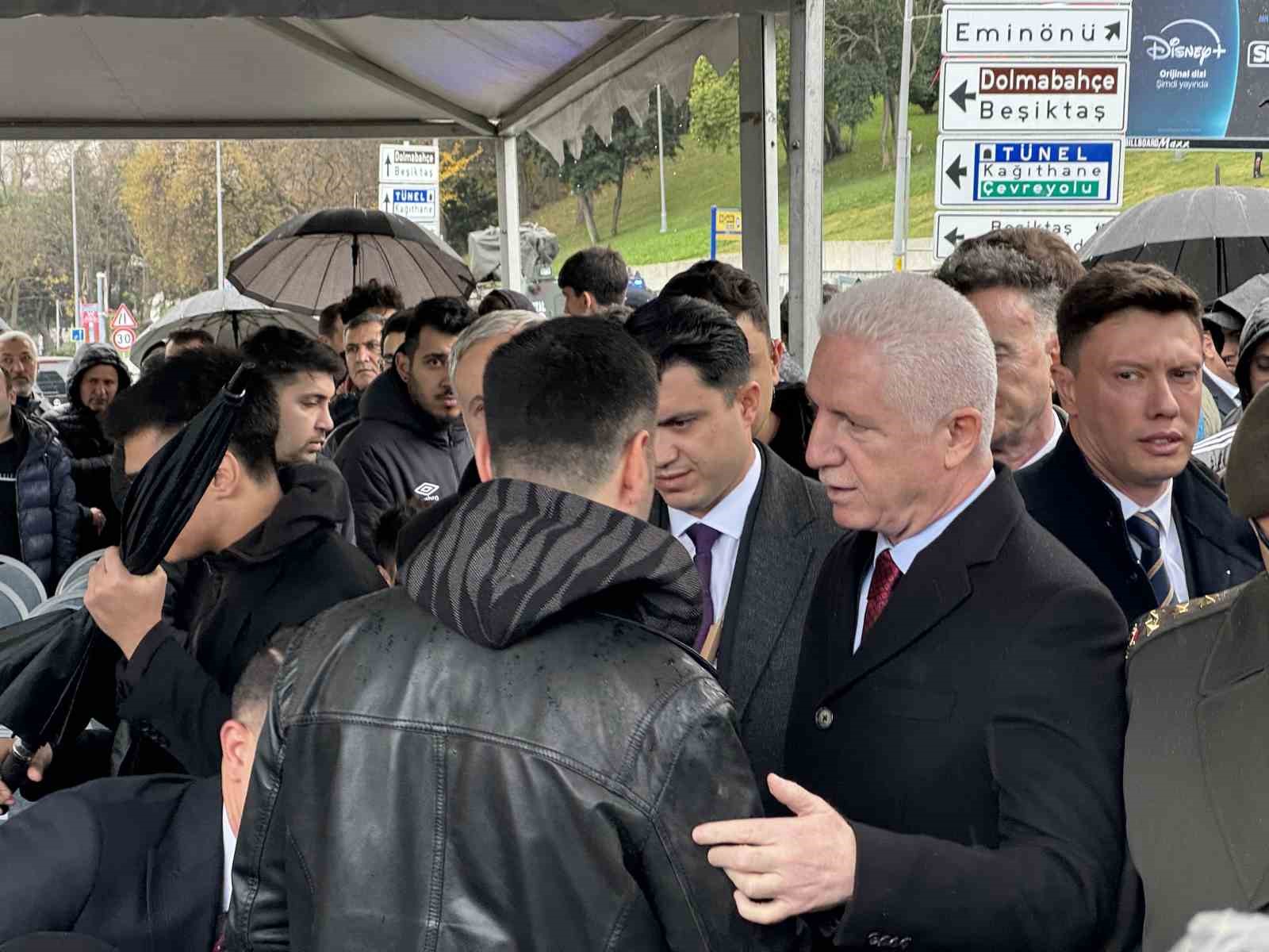 Beşiktaş’taki 47 şehit için duygusal anma