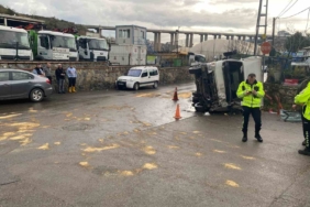 Beykoz’da kamyon devrildi: 2 yaralı
