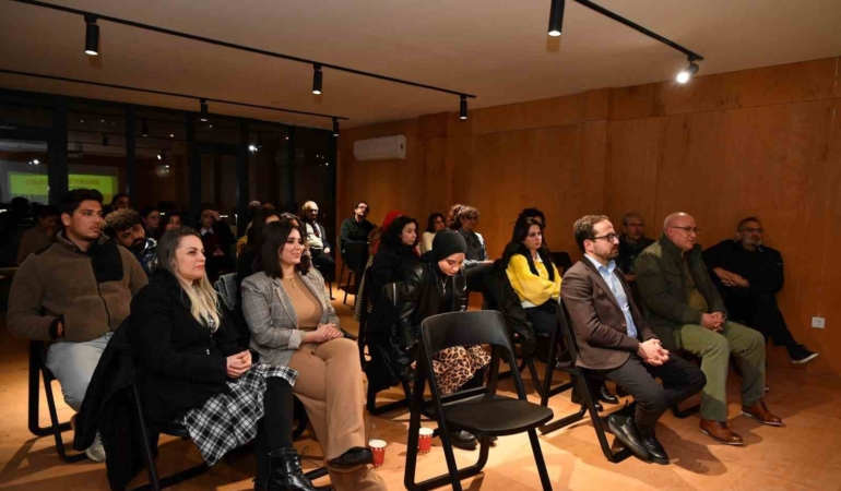 Beylikdüzü’nde “Portfolyo Seçki Yarışması” sergisi sanatseverlerle buluştu