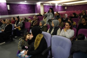 Beylikdüzü’nde veliler için sağlıklı yaşam semineri düzenlendi