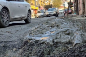Beyoğlu’nda İSKİ ve İBB’nin bitmek bilmeyen çalışması mahalleyi çamur içinde bıraktı