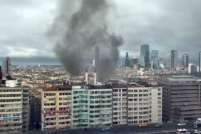 Beyoğlu’nda otelde korkutan yangın: Mahsur kalan bir kedi kurtarıldı