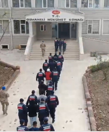 Bilecik’te bin 200 kişiyi bungalov kiralama adı altında 385 milyon dolandıran çete çökertildi