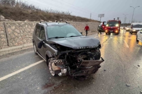 Bilecik’te meydana gelen trafik kazasında 3 kişi yaralandı