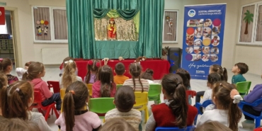 “Bir Hikaye Bin Neşe” projesiyle çocuklar çok mutlu