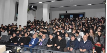 Bozüyük gençliği Akif’i andı