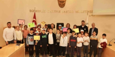 Burhaniye’de öğrenciler çevre konusunda bilinçlendi