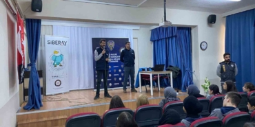 Bursa Emniyeti’nden okullarda siber güvenlik eğitimi