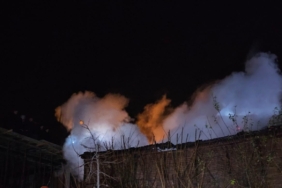 Bursa’da 2 katlı bina alevlere teslim oldu