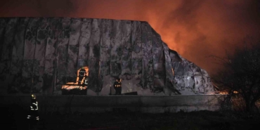 Bursa’da gıda deposundaki yangın kontrol altına alındı