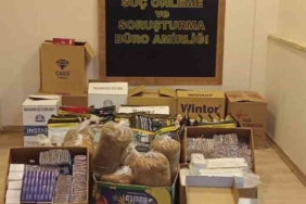 Bursa’da sürücüsünün kaçtığı otomobilden 84 kilo kaçak tütün çıktı