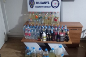 Bursa’da yılbaşı öncesi 127 litre sahte alkol ele geçirildi
