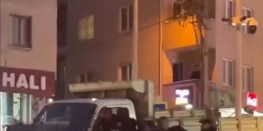 Bursa’da yol verme kavgasında trafik durdu, yumruklar havada uçuştu