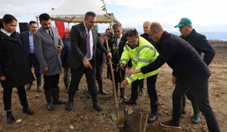 Büyükşehir’den şehit Aybüke öğretmen anısına hatıra ormanı
