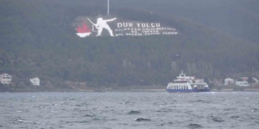 Çanakkale’de feribot seferlerine fırtına engeli