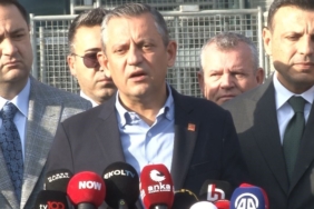 CHP Genel Başkanı Özel: "Ahmet Özer için 50 gündür iddianame yazamıyorlar”