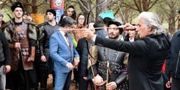 ÇOMÜ’de Türk Dünyası Geleneksel Okçuluk Atölyesi Gerçekleştirildi
