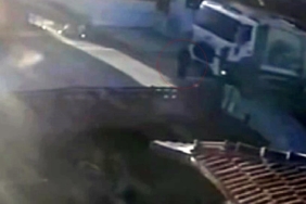 Çöp kamyonunun iki çocuk annesini hayattan kopardığı kaza kamerada