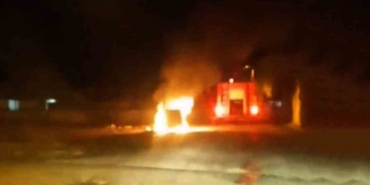 Çöp konteynırı alev alev yandı