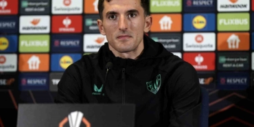 Daniel Vivian: "Yarın kazanmak için oynayacağız"