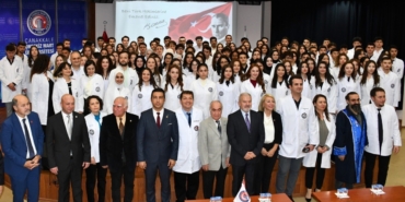 Diş Hekimliği Fakültesi Beyaz Önlük Giyme Töreni Gerçekleştirildi