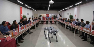 Doğuş Üniversitesi robotik inovasyonun merkezi olmaya hazırlanıyor