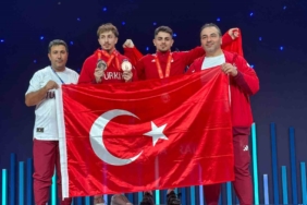 Dünya Halter Şampiyonası’nda 3 madalya