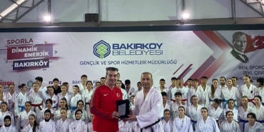 Dünya ve Avrupa şampiyonu efsane karateci Haldun Alagaş Bakırköy’de