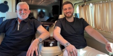 Duruşmada öldürülen baba-oğul yan yana toprağa verildi