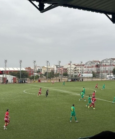 Edremitspor, kazanmaya devam ediyor