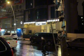 Erkek arkadaşıyla konakladığı otel odasında ölü bulundu