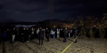 Evlilik yıl dönümünde boşanma aşamasındaki 16 yıllık eşini öldürüp intihar etti