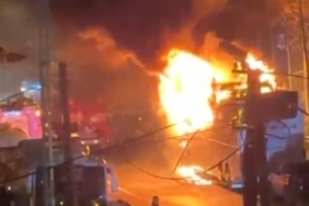 Eyüpsultan’da park halindeki yolcu otobüsü alev alev yandı